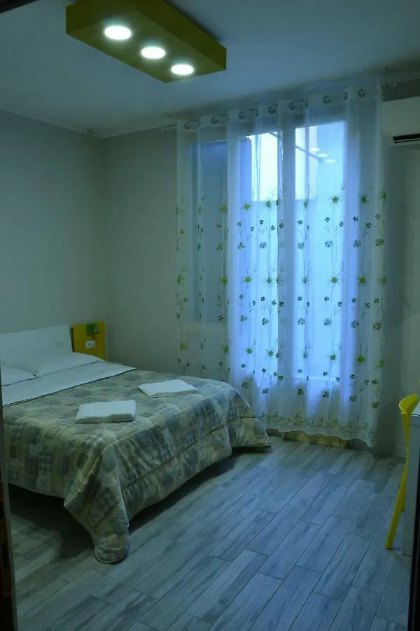 Leonardo Tourist House Hotel Florence Guest house
